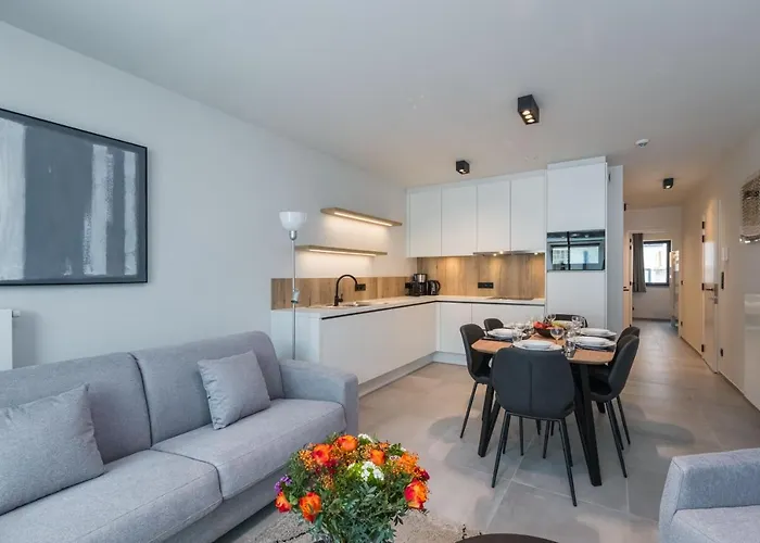 Belcasa Mar & Lofts 4*